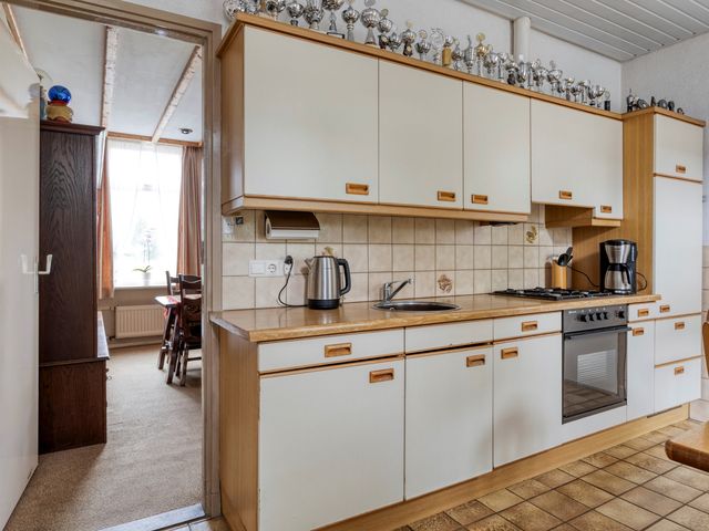 Berkenstraat 10, Oosteind