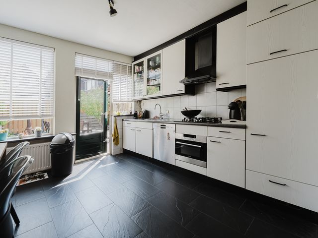 Vlinderveen 528, Spijkenisse