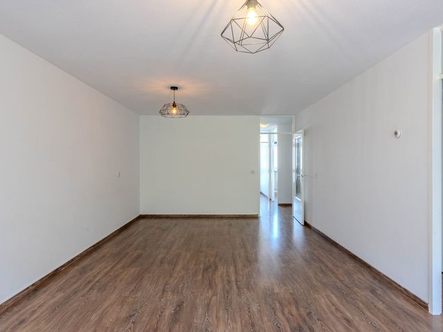 Lenteakker 24, Spijkenisse