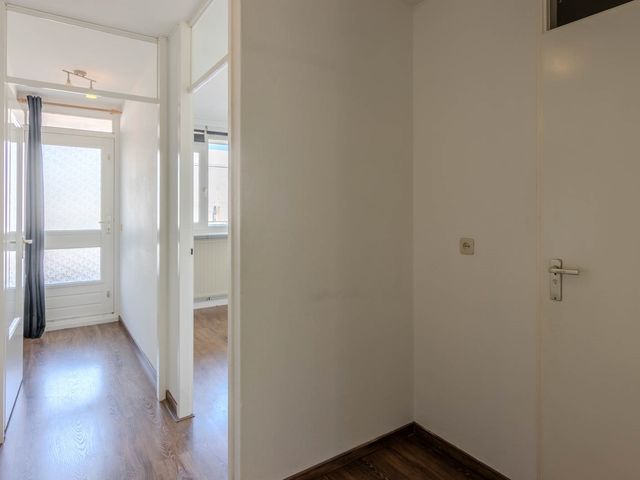Lenteakker 24, Spijkenisse