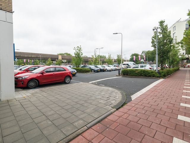 Lenteakker 24, Spijkenisse