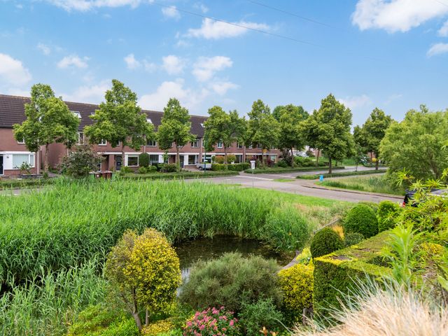 Meesvink 33, Veenendaal