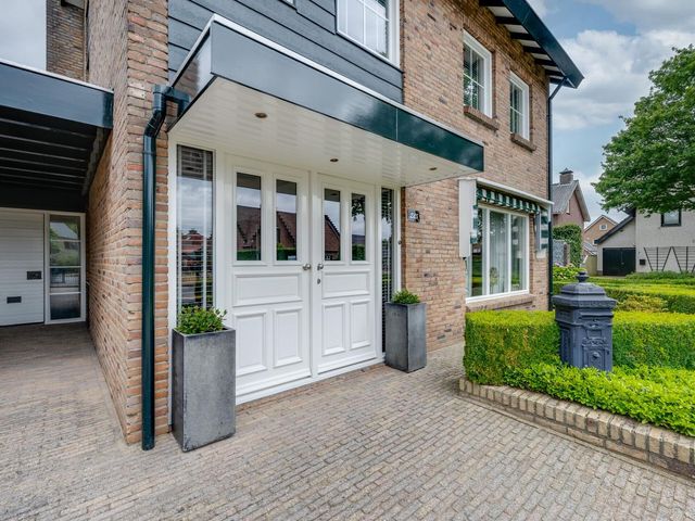 Hoogakker 6, Sprundel