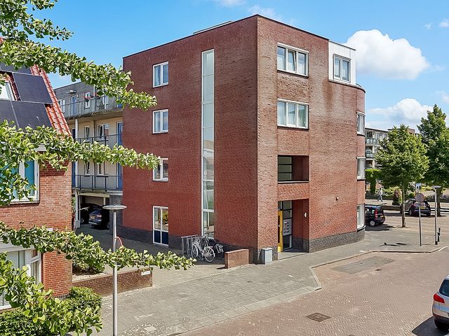 Julianastraat 120, Lisse