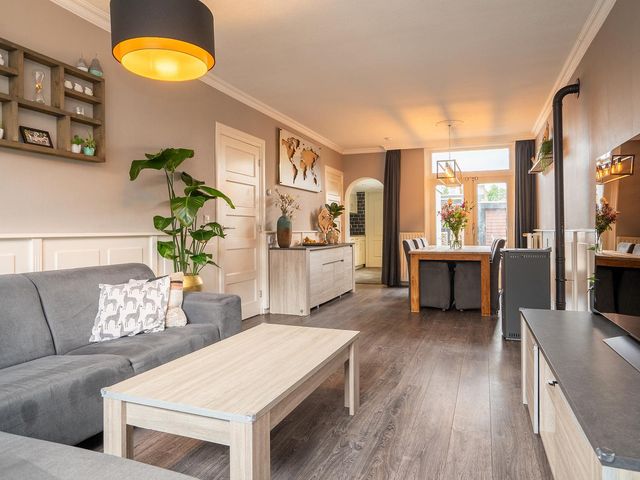 Abraham Strickstraat 36, Enschede