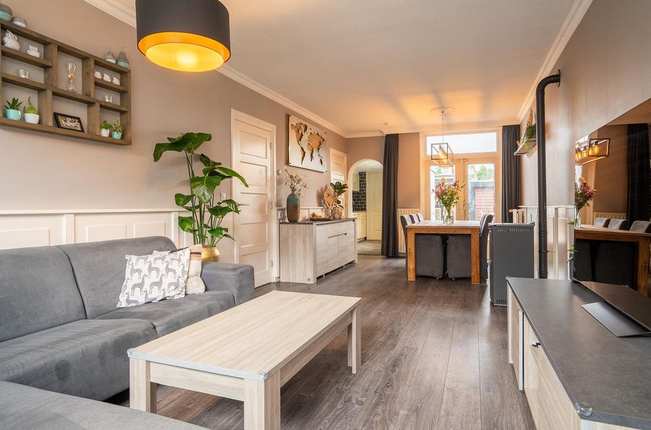Abraham Strickstraat 36