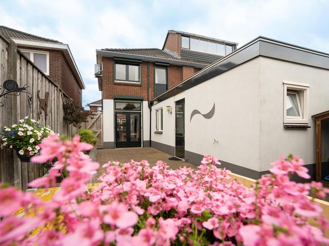 Abraham Strickstraat 36, Enschede