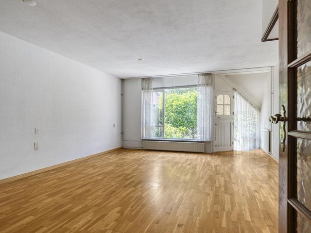 Nachtwaker 9, Rhoon