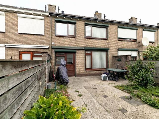 Nicolaas Beetsstraat 3, Terneuzen