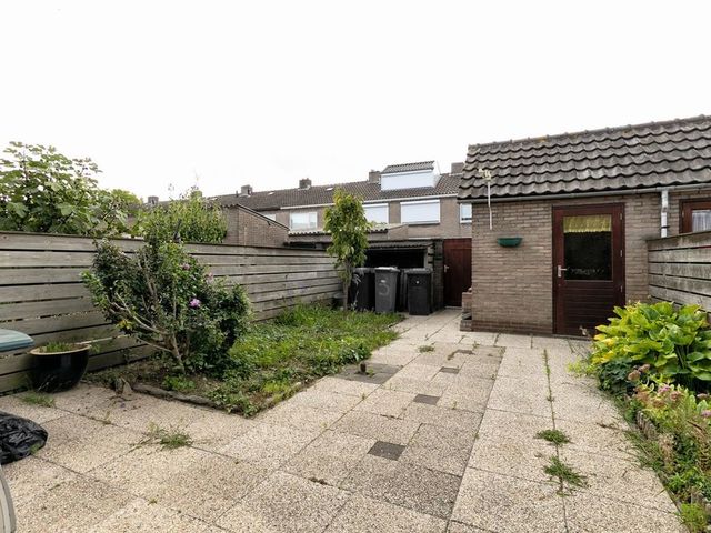 Nicolaas Beetsstraat 3, Terneuzen
