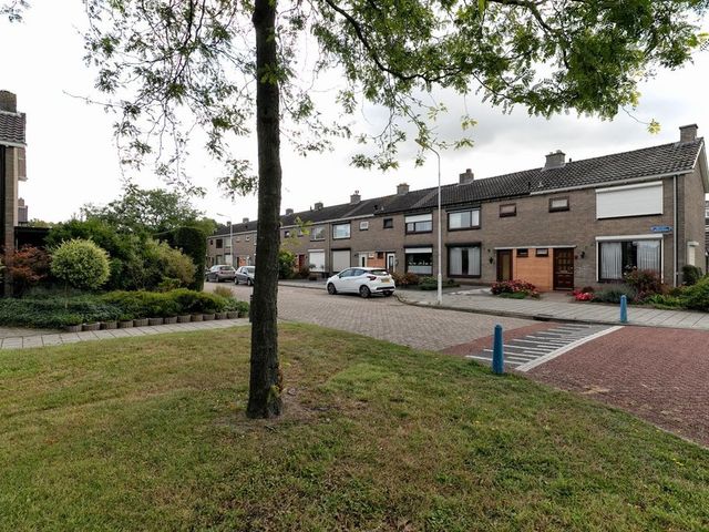 Nicolaas Beetsstraat 3, Terneuzen