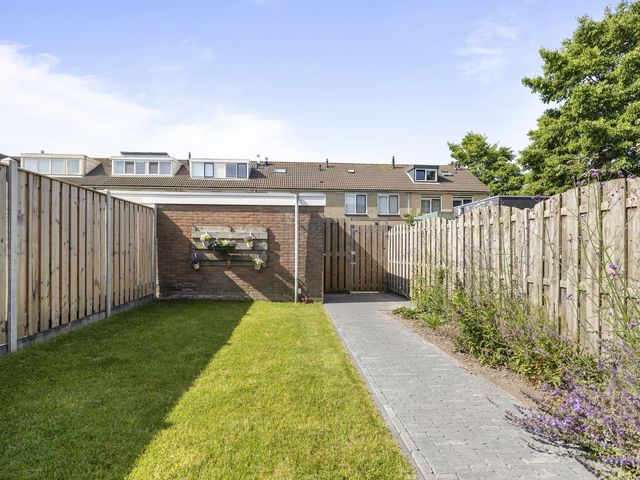 Zwaluwstraat 23, Anna Paulowna