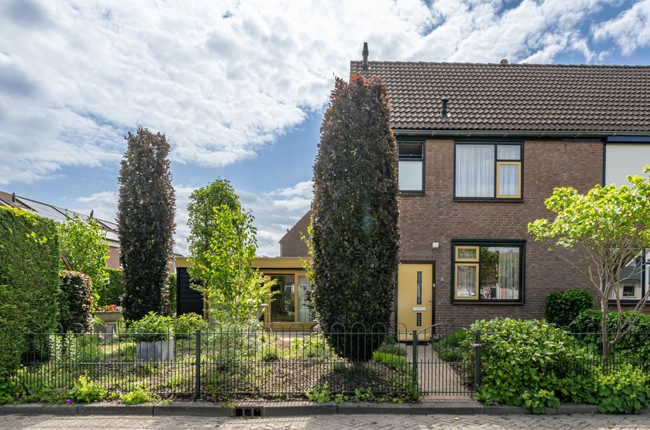 Melkweg 24