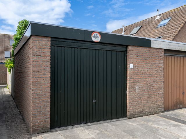 Melkweg 24, Oude-Tonge