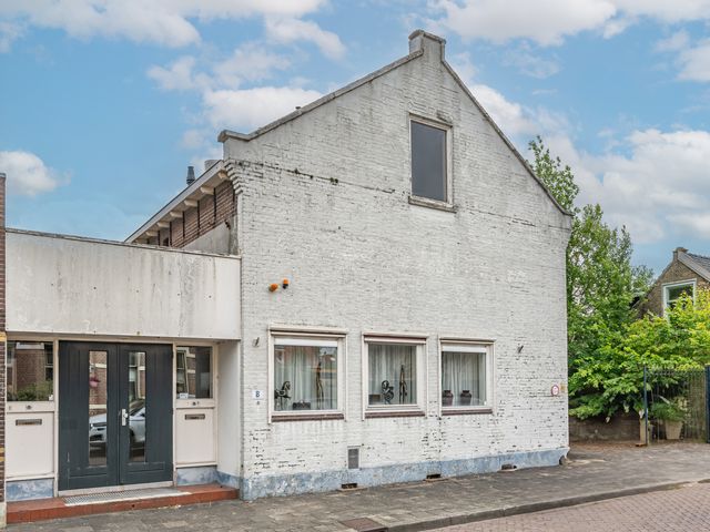 Jacob Banestraat 8, Sommelsdijk