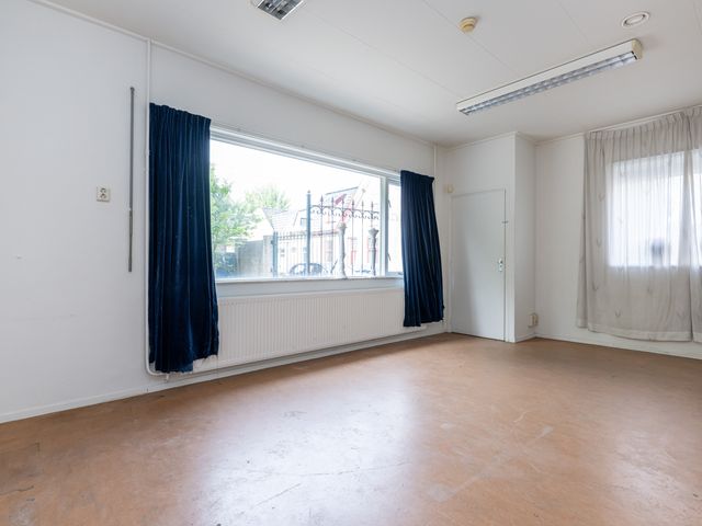Jacob Banestraat 8, Sommelsdijk