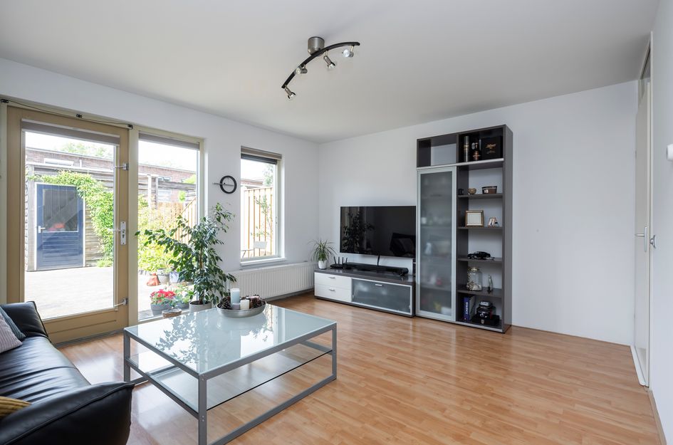 Linnenweverstraat 16