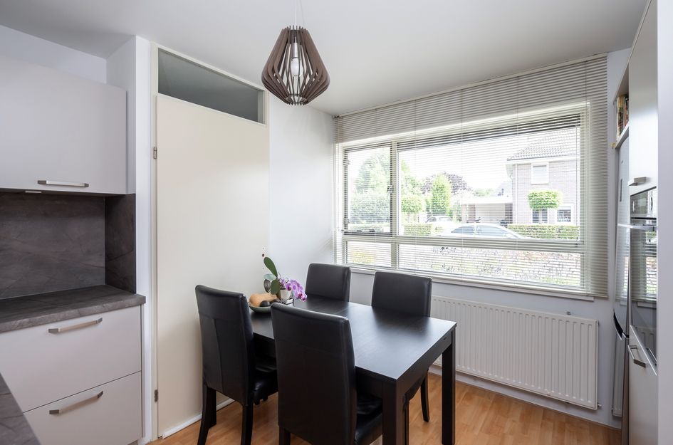 Linnenweverstraat 16