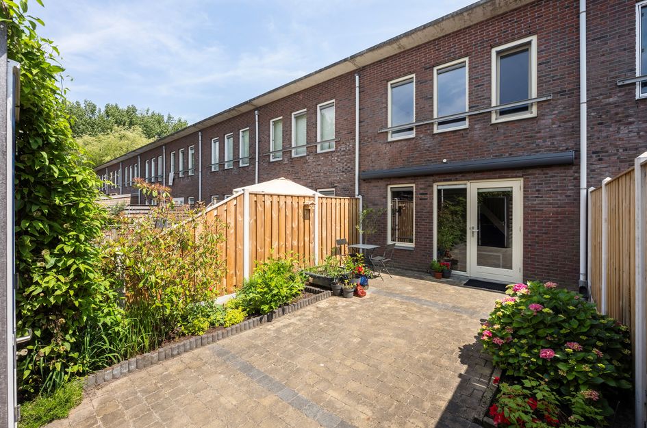Linnenweverstraat 16
