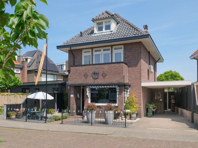 Geraniumstraat 22, Almelo