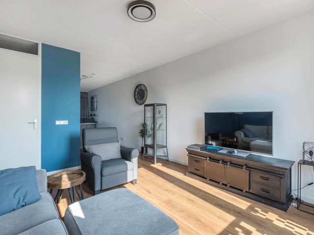 De Boei 11, Emmeloord
