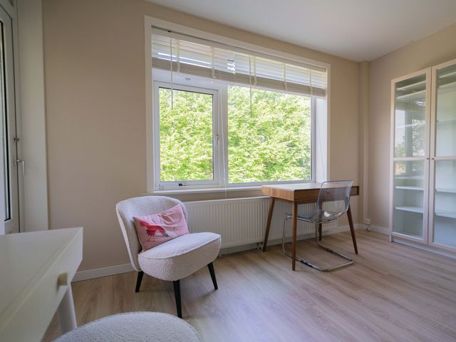 Van Der Ploegstraat 4, Heemskerk