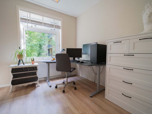Van Der Ploegstraat 4, Heemskerk