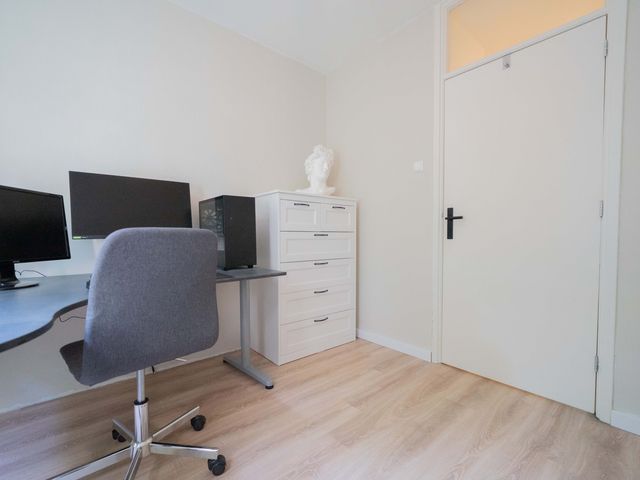 Van Der Ploegstraat 4, Heemskerk