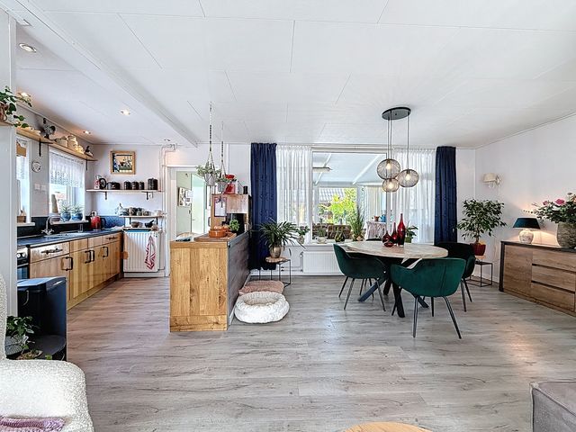 Willemsweg 28, Schoondijke