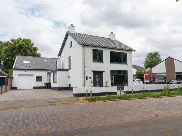 Van Schendelstraat 19, Wagenberg