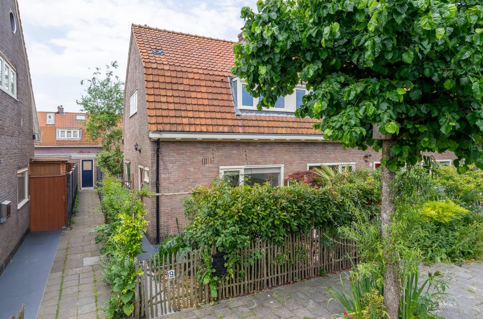 Uranusstraat 9