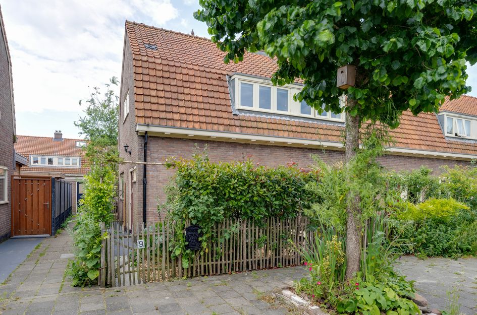Uranusstraat 9