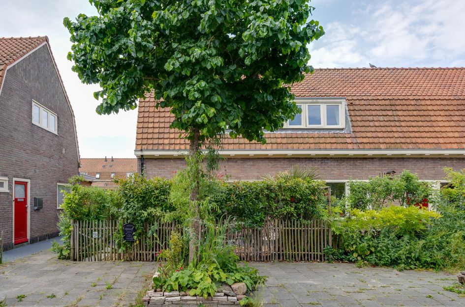 Uranusstraat 9