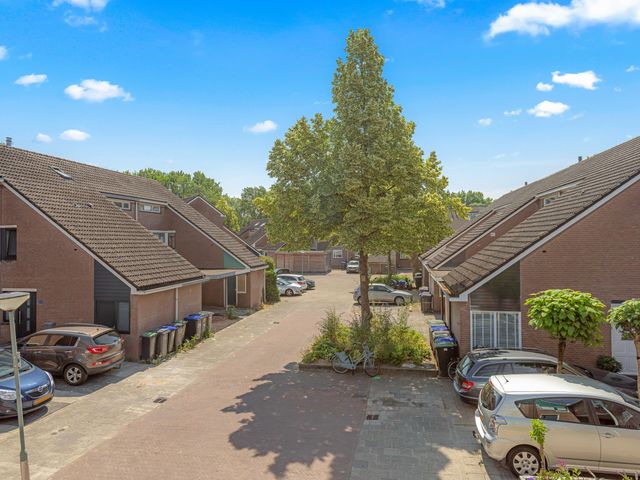 Cannenburg 83, Dordrecht