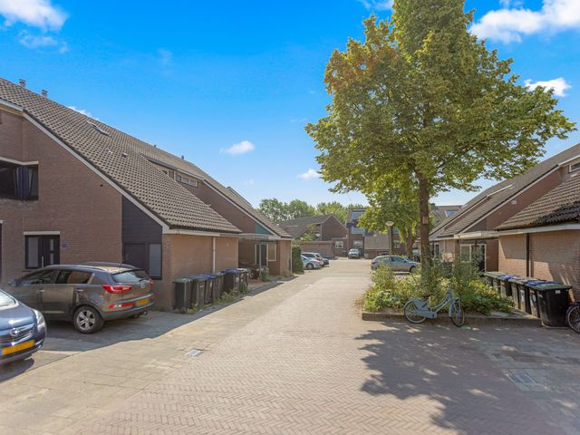 Cannenburg 83, Dordrecht