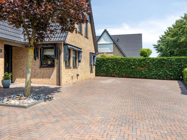 Princenhil 43, Lage Zwaluwe