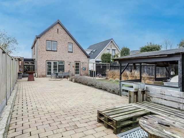 Bernhardstraat 29, Hoogkarspel