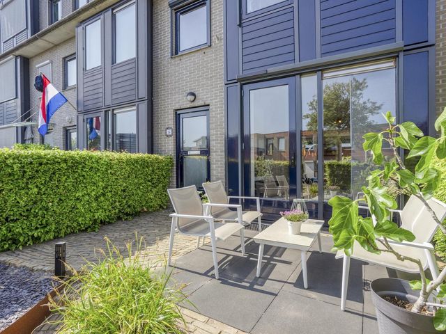 Lage Geeren 14, Hoogland