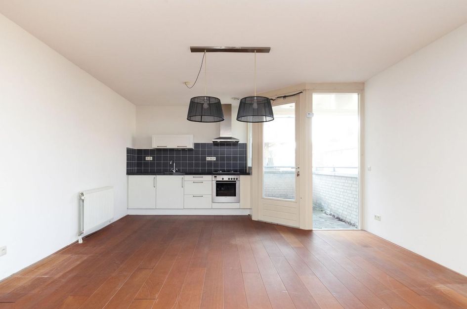 Diepenstraat 74b