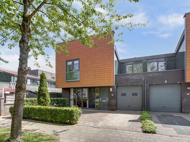Straatgras 10, Zeewolde
