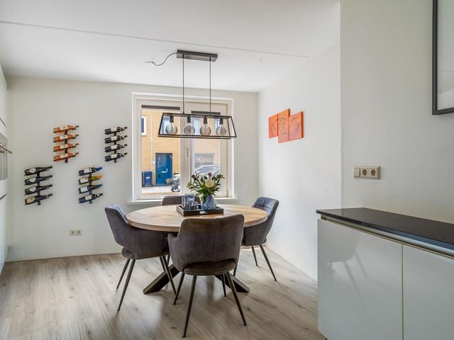 Glazenmakerhof 16, Den Haag