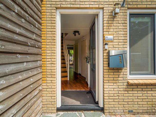 Glazenmakerhof 16, Den Haag