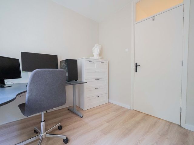Van Der Ploegstraat 4, Heemskerk