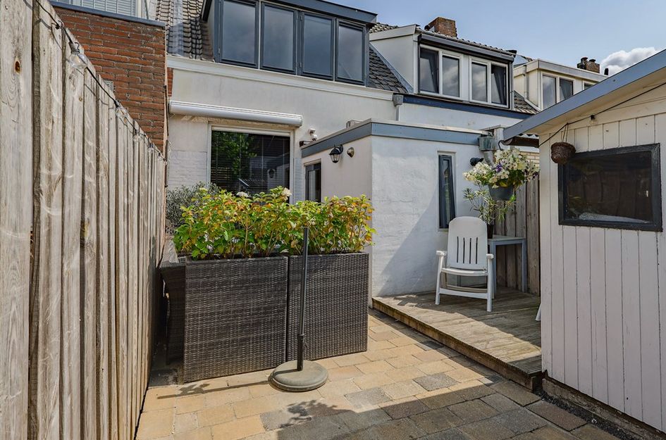 Emmastraat 30
