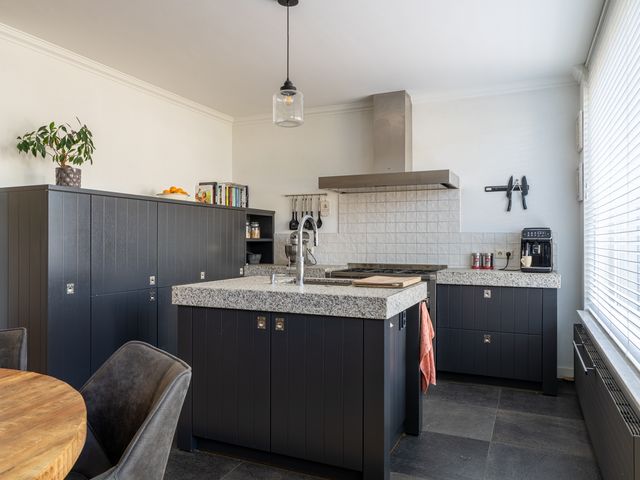 Koetshuislaan 68, Waalwijk