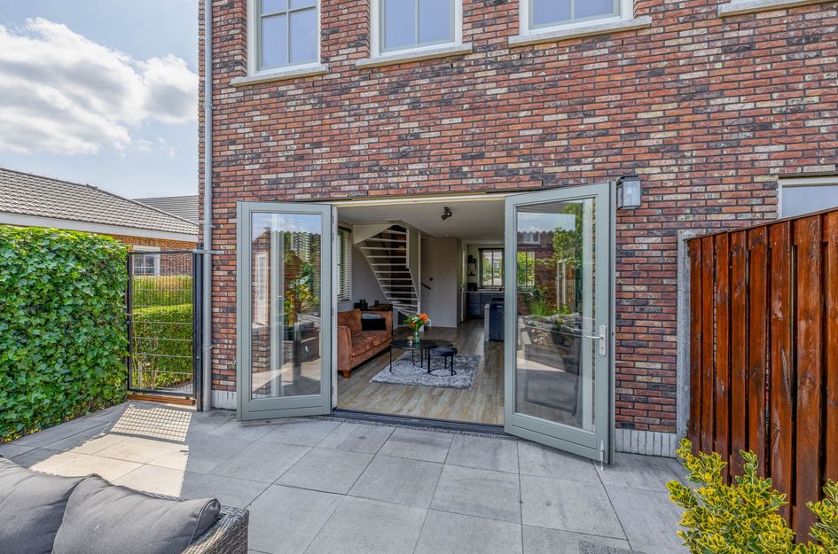 Mien Ruysstraat 18