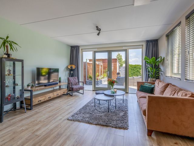 Mien Ruysstraat 18, Waddinxveen