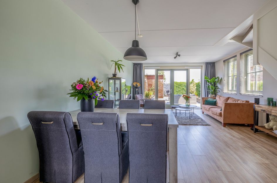 Mien Ruysstraat 18