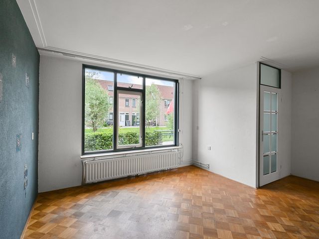 Joke Smitsingel 9, Assendelft