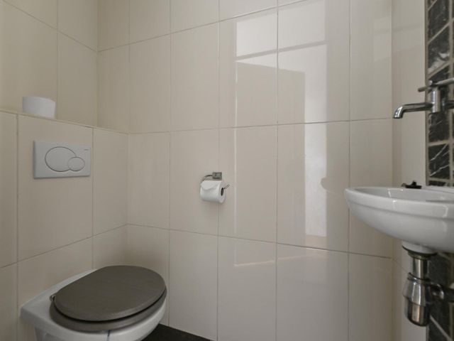 Joke Smitsingel 9, Assendelft